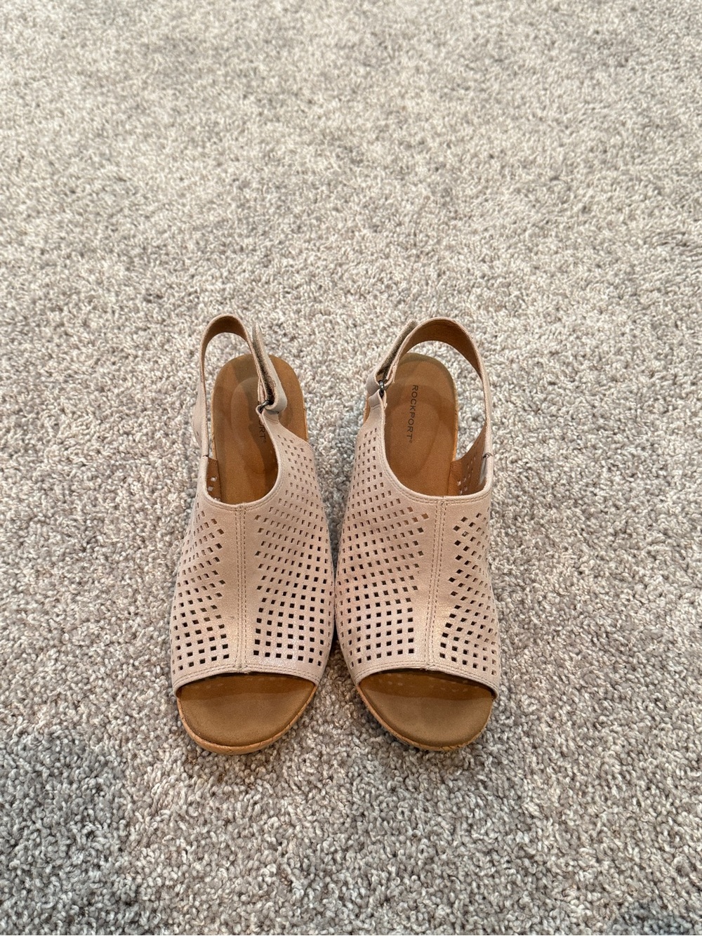 Rockport Wedge Sandals Size 9 Tan